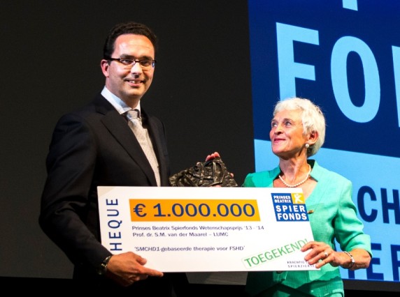 Silvère van der Maarel with Pricess Beatrix